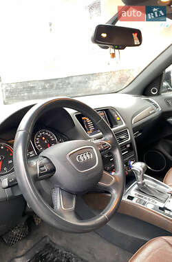 Позашляховик / Кросовер Audi Q5 2015 в 