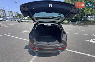 Позашляховик / Кросовер Audi Q5 2013 в 