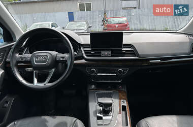Внедорожник / Кроссовер Audi Q5 2018 в 