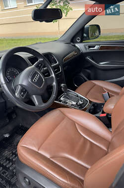 Внедорожник / Кроссовер Audi Q5 2011 в 