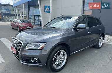 Позашляховик / Кросовер Audi Q5 2015 в Києві