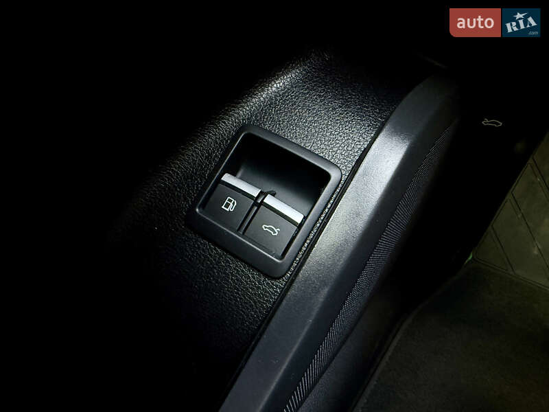 Позашляховик / Кросовер Audi Q5 2020 в Рівному
