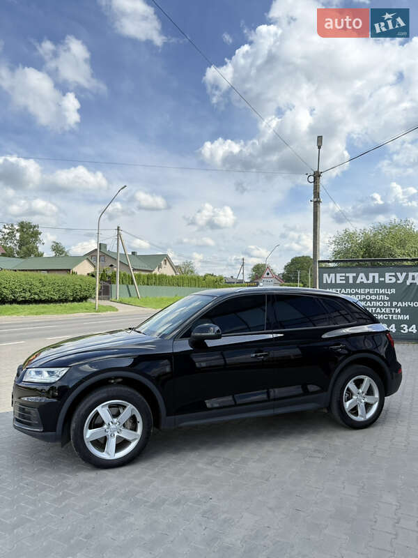 Внедорожник / Кроссовер Audi Q5 2019 в Луцке