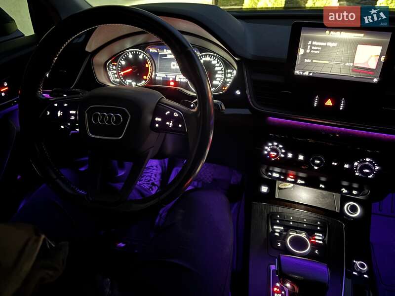 Внедорожник / Кроссовер Audi Q5 2019 в Львове