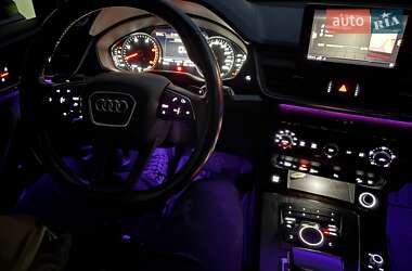 Внедорожник / Кроссовер Audi Q5 2019 в 