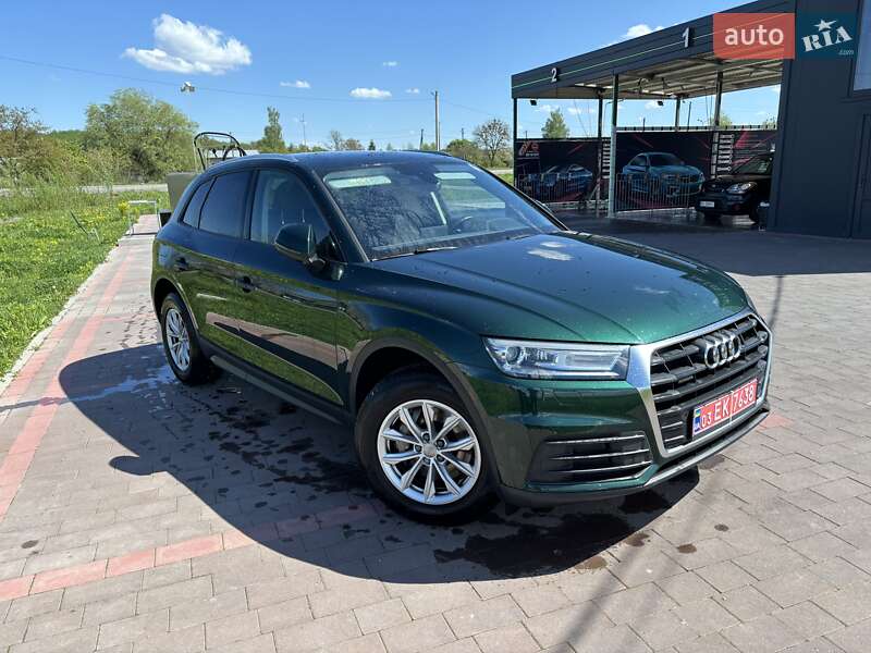 Внедорожник / Кроссовер Audi Q5 2019 в Львове