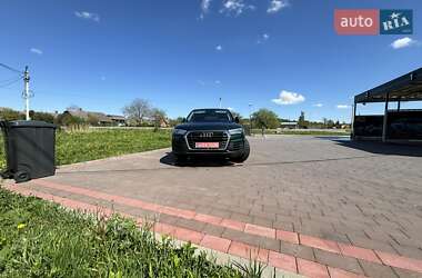 Внедорожник / Кроссовер Audi Q5 2019 в 