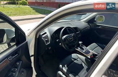 Внедорожник / Кроссовер Audi Q5 2016 в 