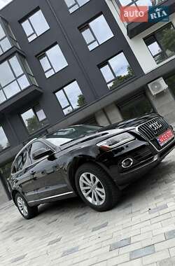 Внедорожник / Кроссовер Audi Q5 2015 в 