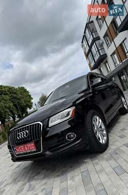 Внедорожник / Кроссовер Audi Q5 2015 в 
