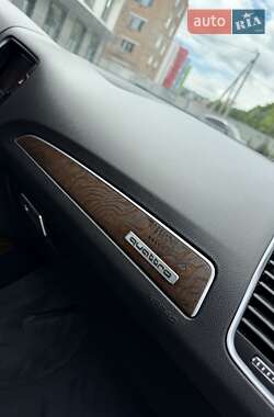 Внедорожник / Кроссовер Audi Q5 2015 в 