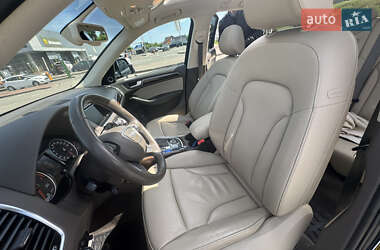 Внедорожник / Кроссовер Audi Q5 2016 в 