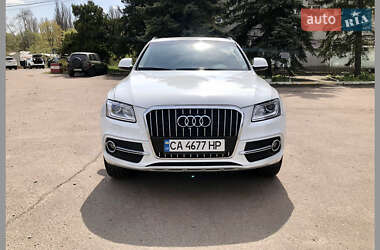 Позашляховик / Кросовер Audi Q5 2016 в 