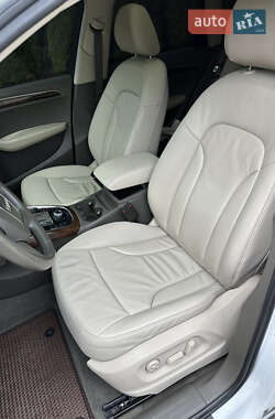 Позашляховик / Кросовер Audi Q5 2011 в 