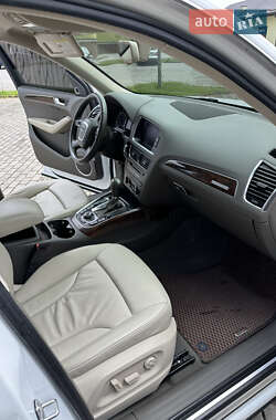 Позашляховик / Кросовер Audi Q5 2011 в 