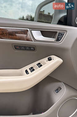 Позашляховик / Кросовер Audi Q5 2011 в 
