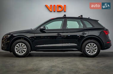 Внедорожник / Кроссовер Audi Q5 2021 в 