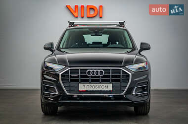 Внедорожник / Кроссовер Audi Q5 2021 в 