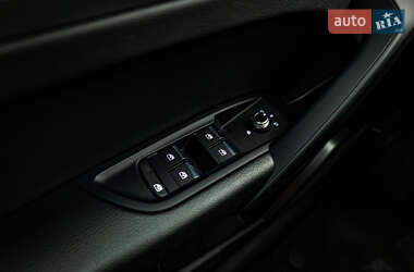 Внедорожник / Кроссовер Audi Q5 2021 в 