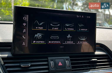 Внедорожник / Кроссовер Audi Q5 2021 в 