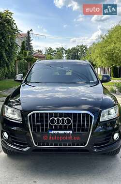 Позашляховик / Кросовер Audi Q5 2015 в 