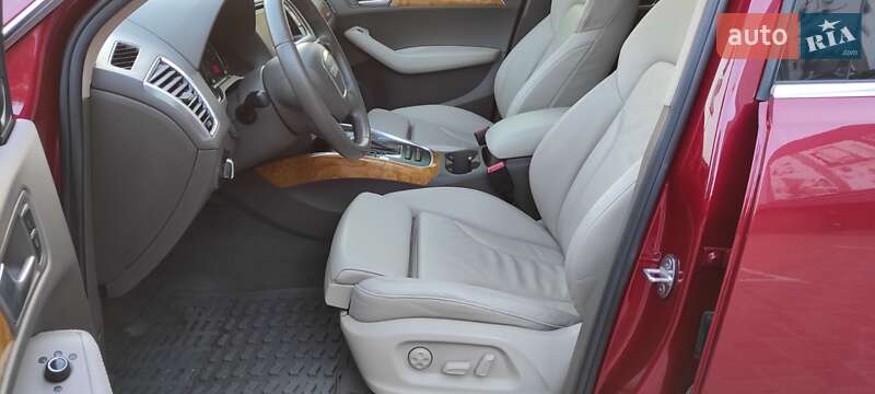 Внедорожник / Кроссовер Audi Q5 2009 в Одессе