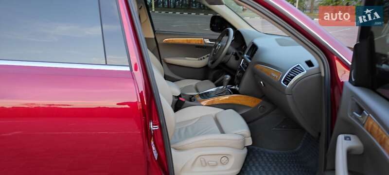 Внедорожник / Кроссовер Audi Q5 2009 в Одессе