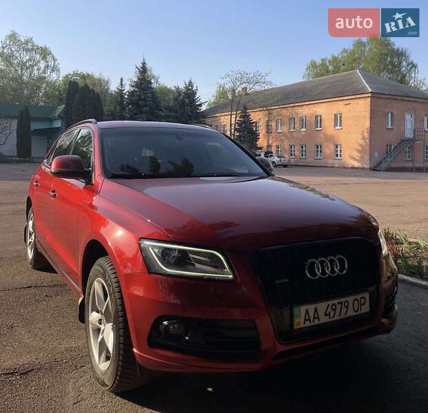 Внедорожник / Кроссовер Audi Q5 2015 в Прилуках