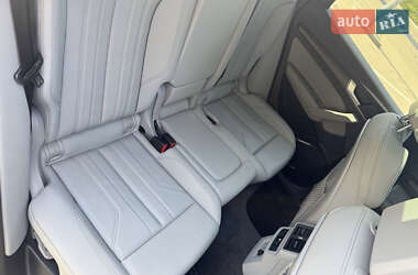 Позашляховик / Кросовер Audi Q5 2021 в 