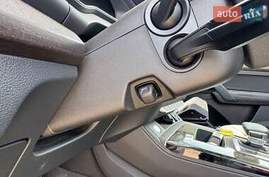 Позашляховик / Кросовер Audi Q5 2023 в 
