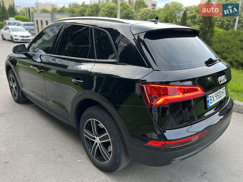 Внедорожник / Кроссовер Audi Q5 2018 в Хмельницком