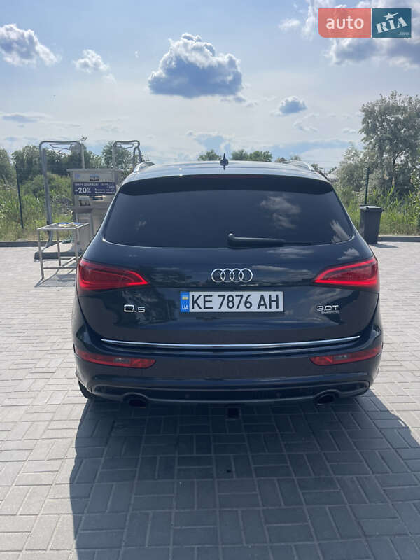 Внедорожник / Кроссовер Audi Q5 2015 в Днепре