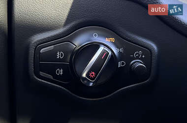 Внедорожник / Кроссовер Audi Q5 2012 в 