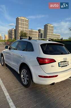 Внедорожник / Кроссовер Audi Q5 2015 в 