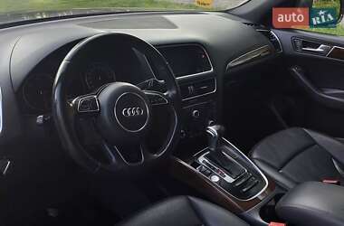 Позашляховик / Кросовер Audi Q5 2016 в 