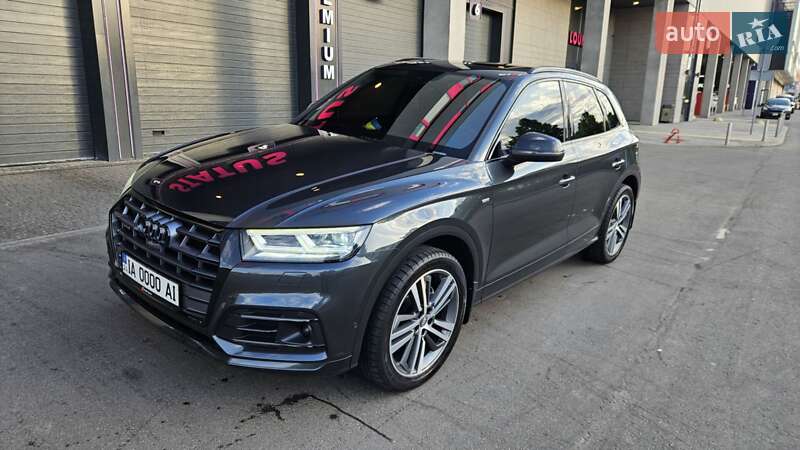 Внедорожник / Кроссовер Audi Q5 2019 в 
