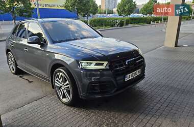 Внедорожник / Кроссовер Audi Q5 2019 в 