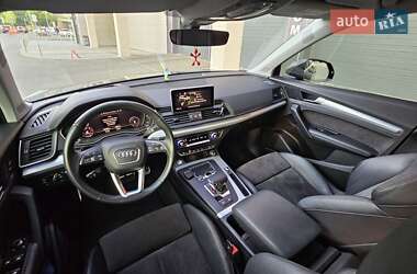 Внедорожник / Кроссовер Audi Q5 2019 в 