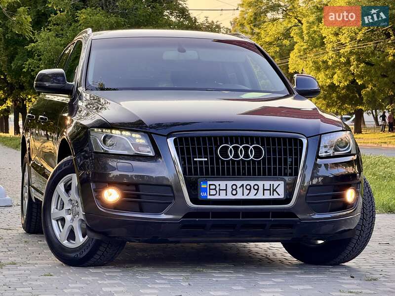 Внедорожник / Кроссовер Audi Q5 2009 в Одессе