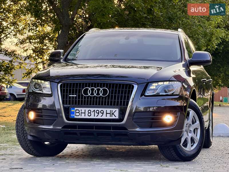 Внедорожник / Кроссовер Audi Q5 2009 в Одессе