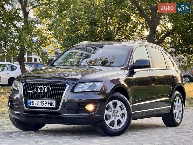 Внедорожник / Кроссовер Audi Q5 2009 в Одессе