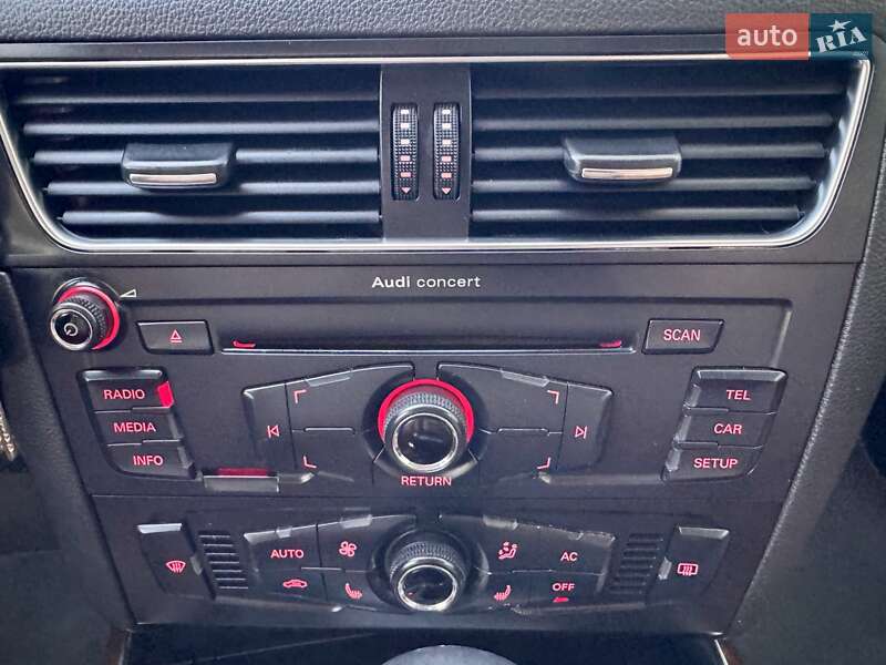 Внедорожник / Кроссовер Audi Q5 2009 в Одессе