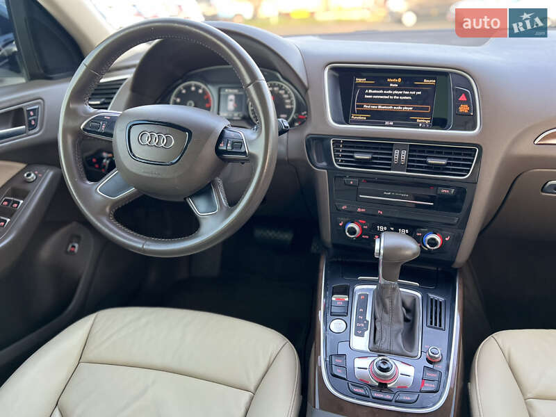 Внедорожник / Кроссовер Audi Q5 2017 в Луцке