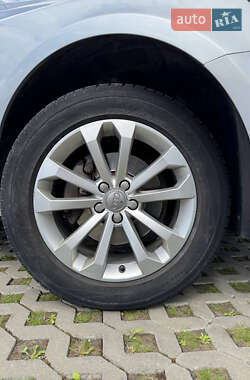 Внедорожник / Кроссовер Audi Q5 2011 в 