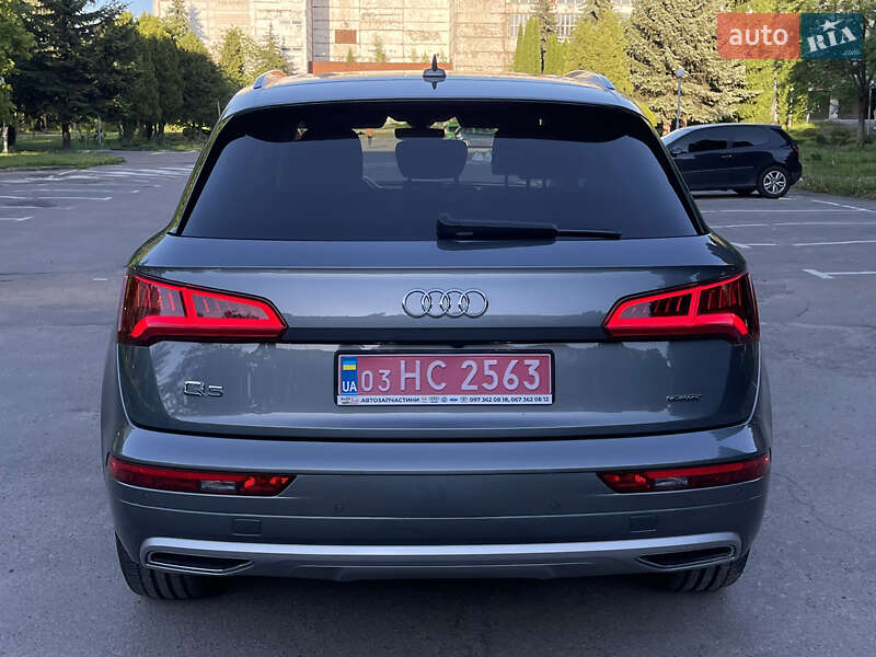 Внедорожник / Кроссовер Audi Q5 2020 в Ровно фото 4 Внедорожник / Кроссовер Audi Q5 2020 в Ровно