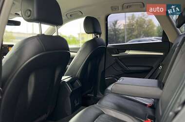 Внедорожник / Кроссовер Audi Q5 2017 в 