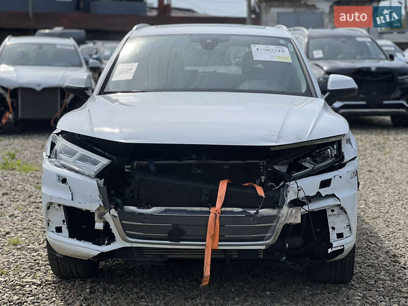 Внедорожник / Кроссовер Audi Q5 2018 в Стрые