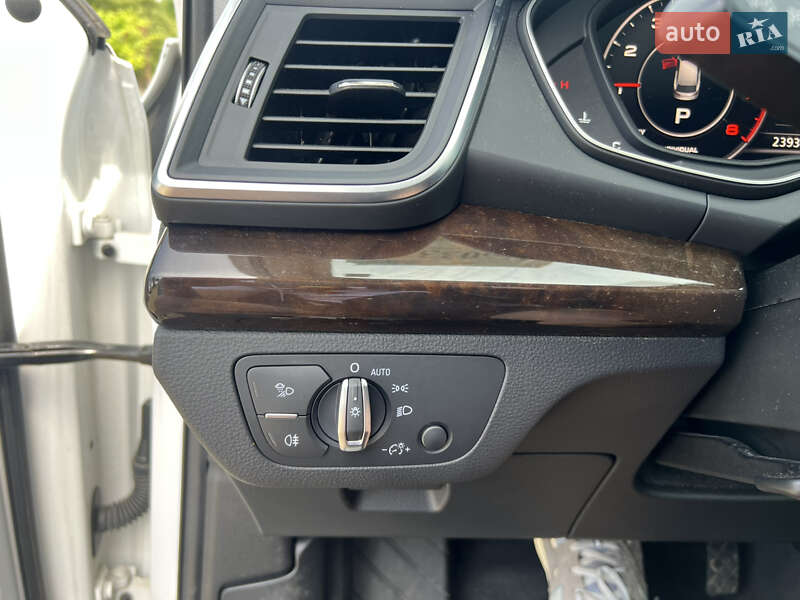 Внедорожник / Кроссовер Audi Q5 2018 в Стрые
