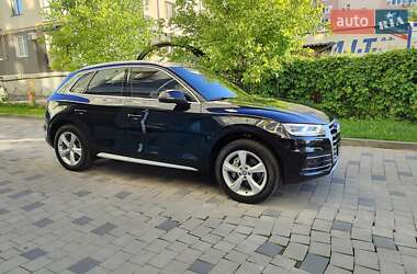 Позашляховик / Кросовер Audi Q5 2019 в Івано-Франківську