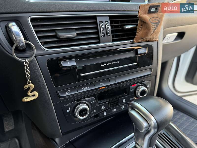 Внедорожник / Кроссовер Audi Q5 2015 в Днепре